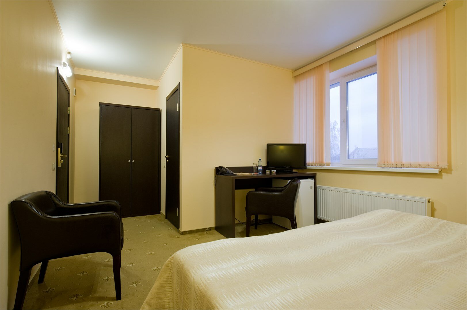 Эконом двухместный (Данная категория номера расположена над банным комплексом. Внимание! Может быть шумно!)