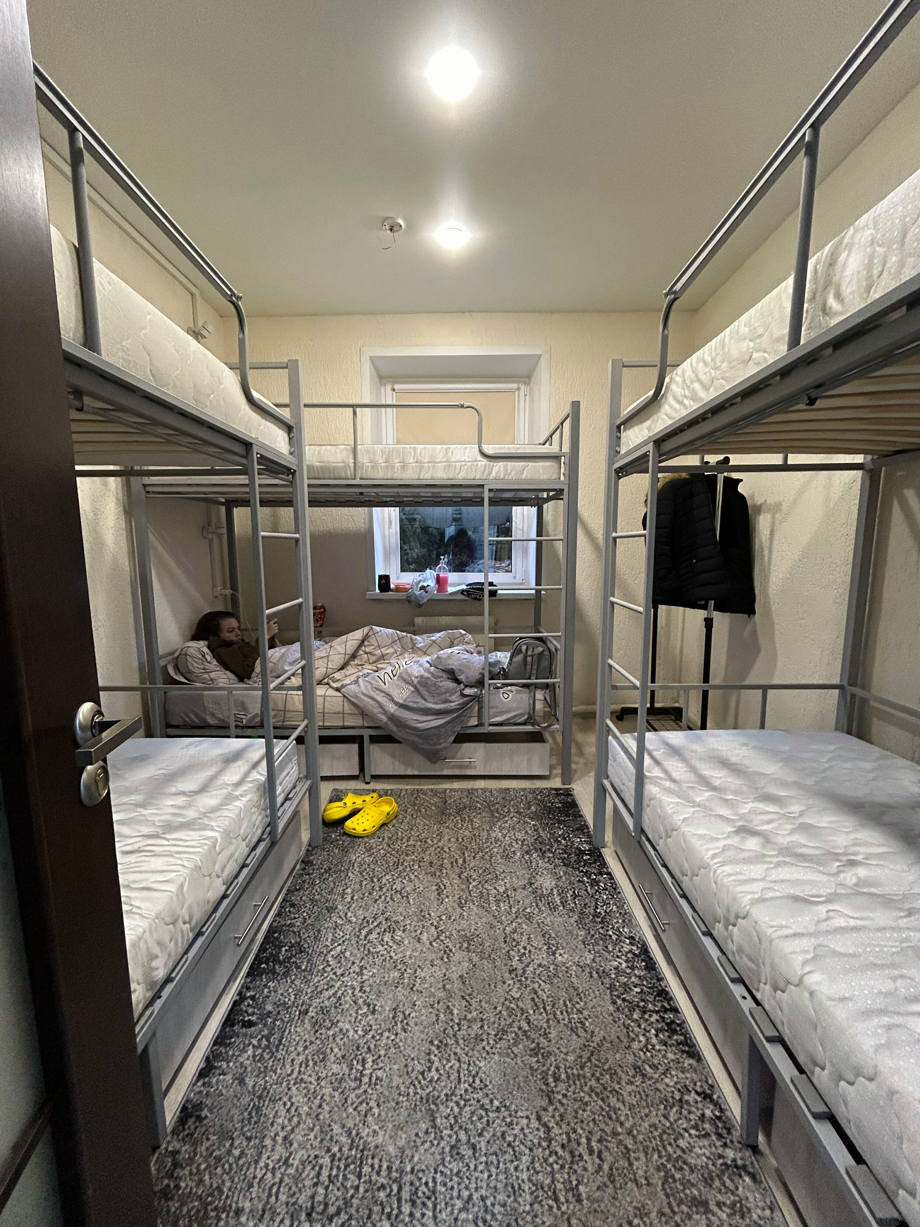 Общий 6-местный номер для мужчин и женщин