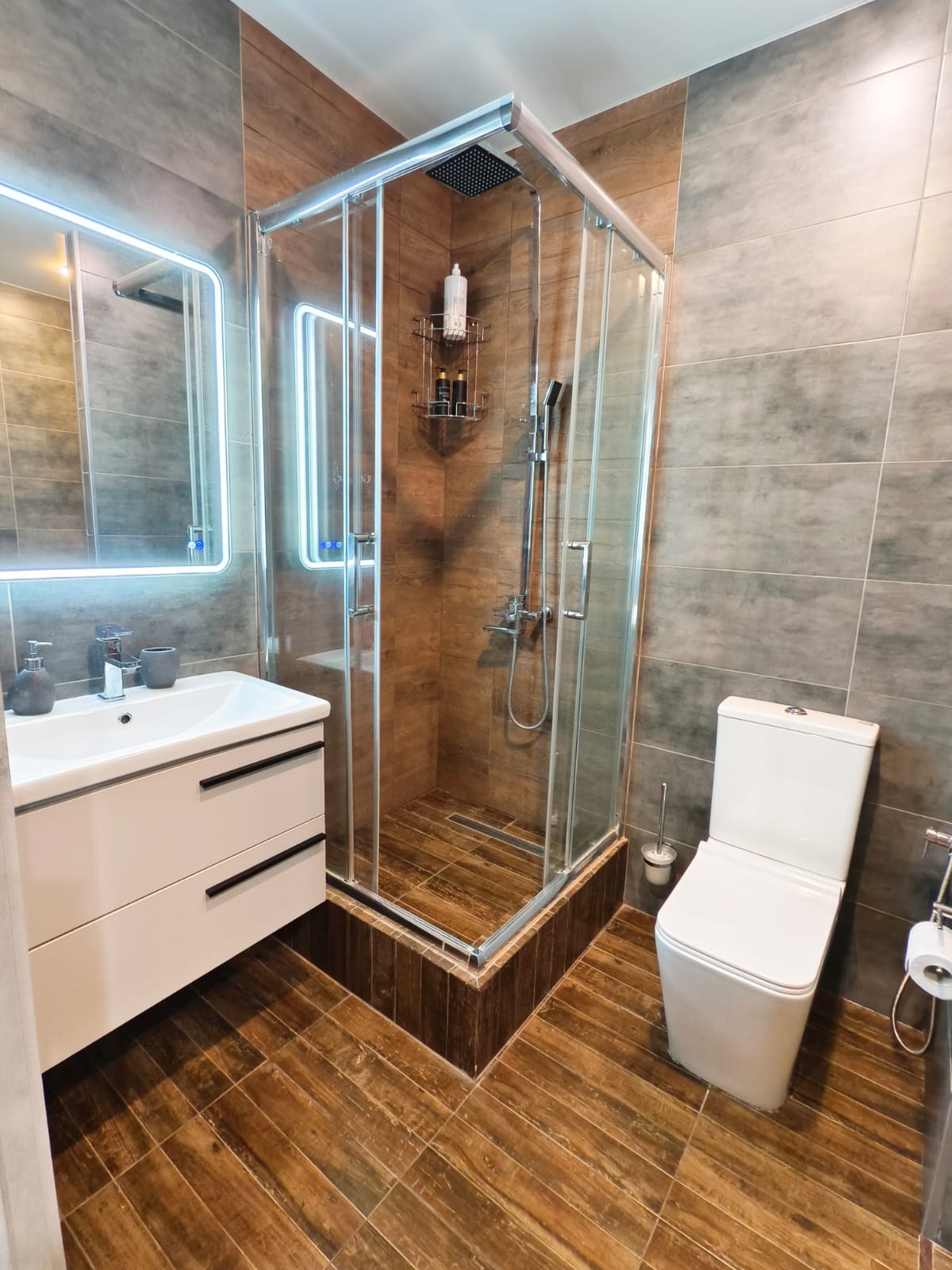 Люкс с кроватью размера «queen-size»