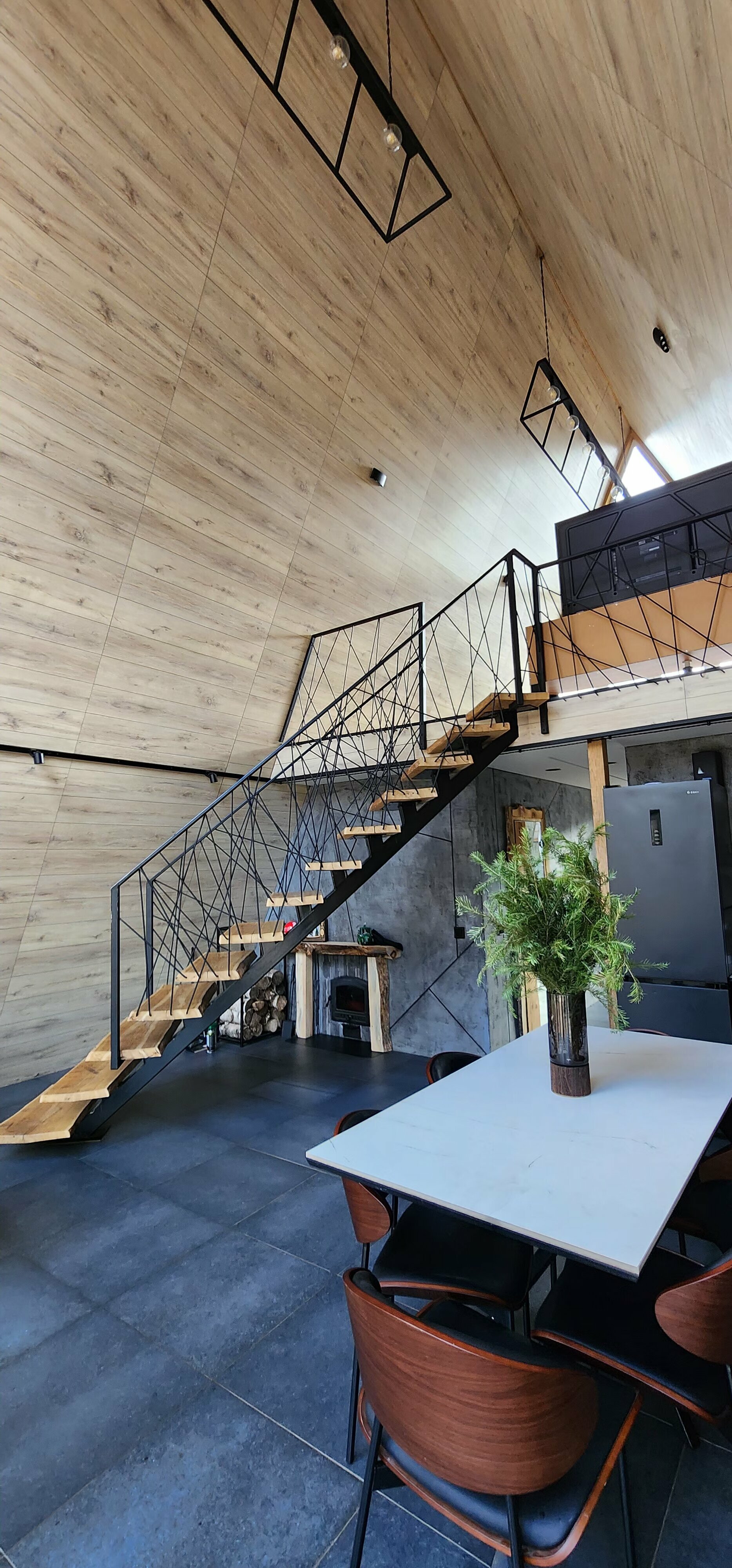 Дом с видом на лес