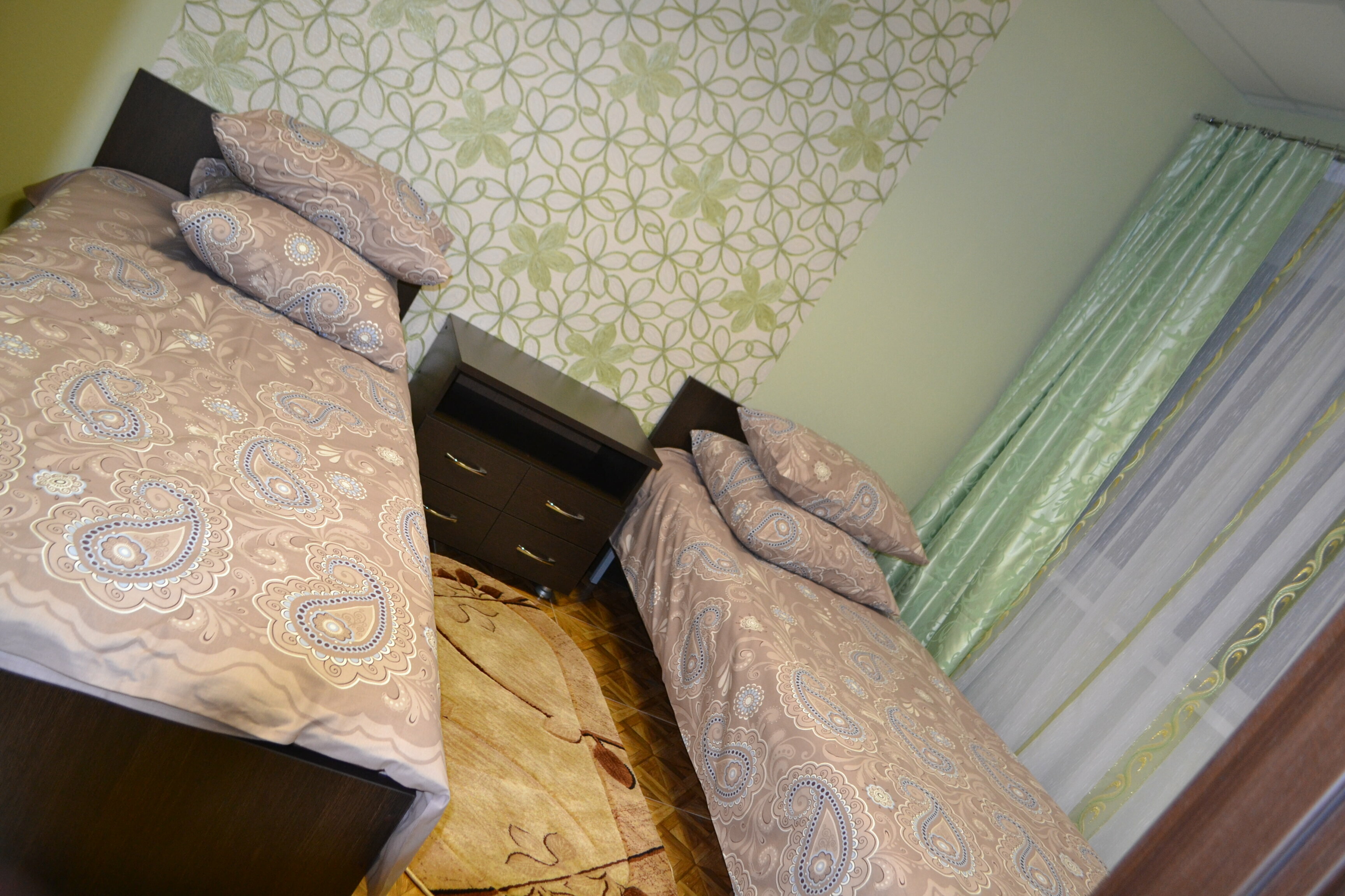 Двухместный номер с 2 отдельными кроватями и душем