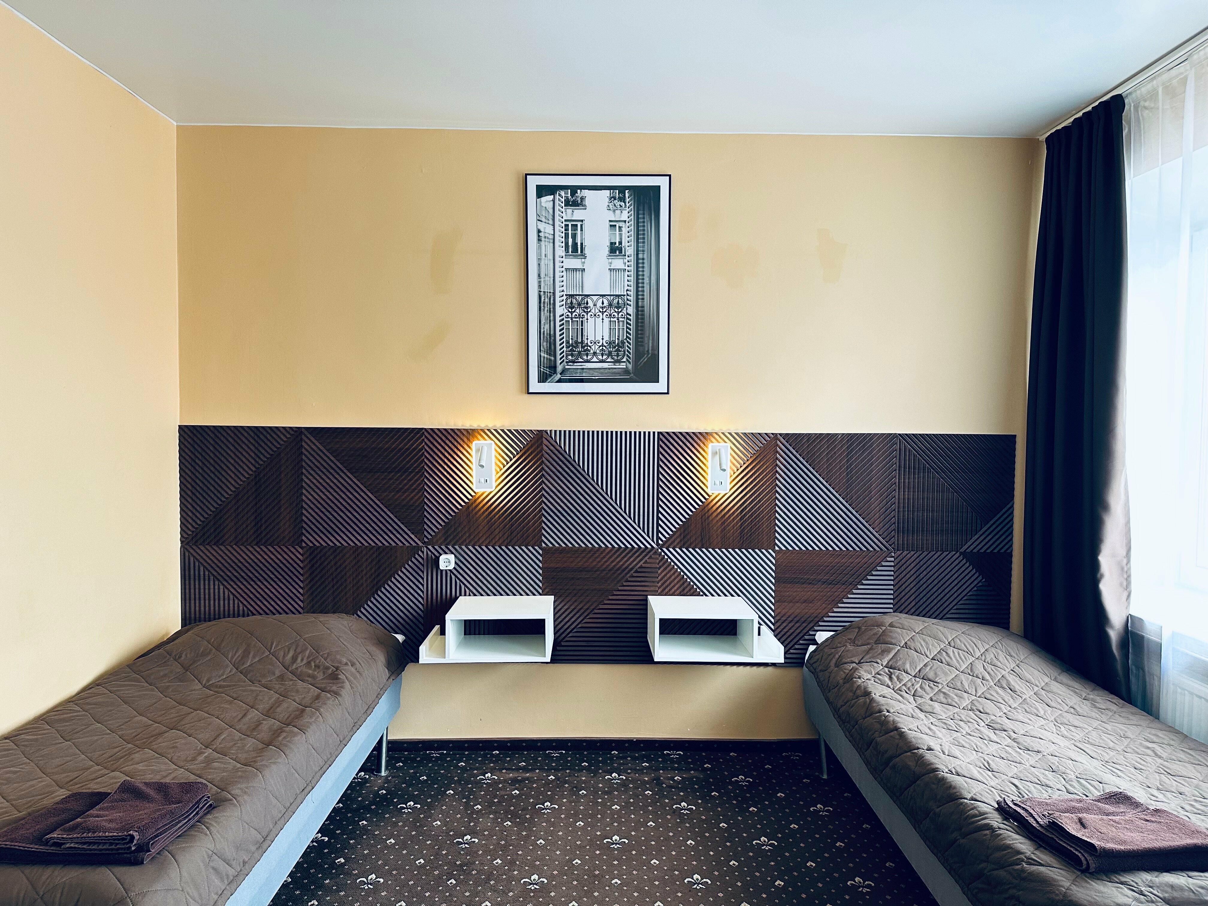 Трехместный номер с видом на город