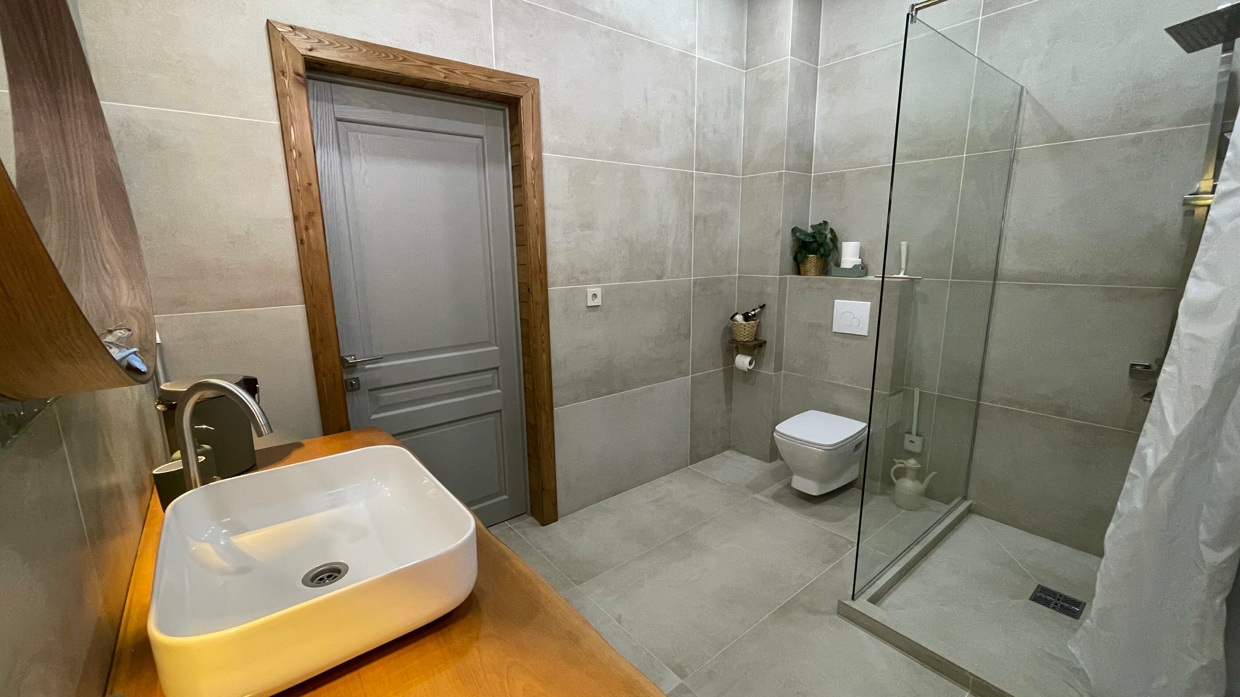 Семейный номер с видом на море