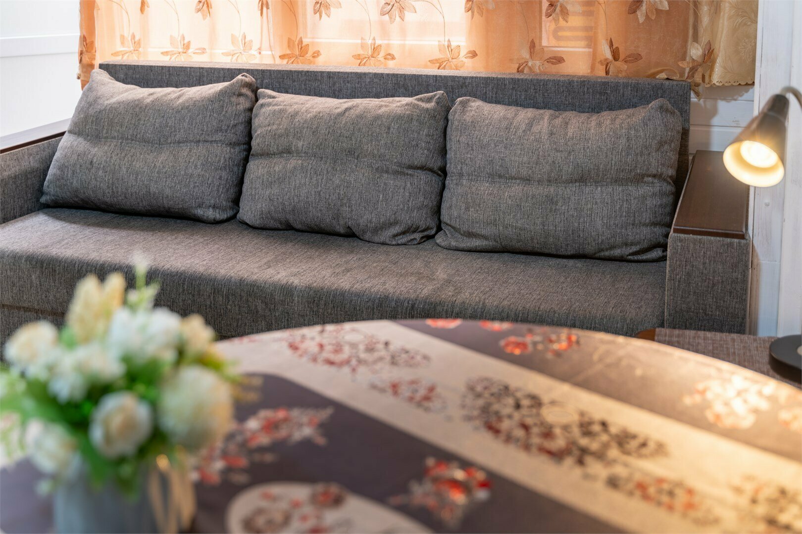 Студия с кухней