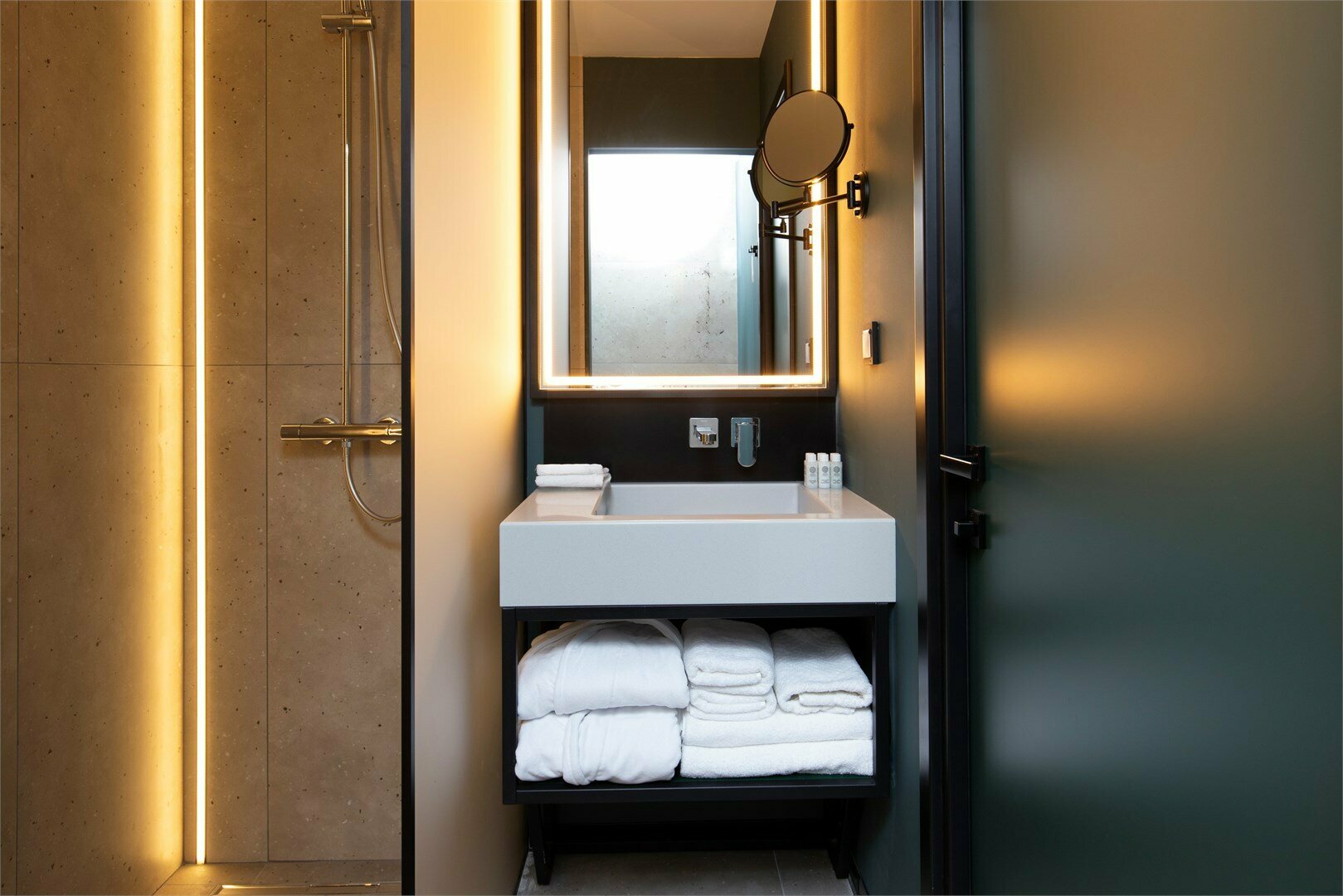 Классик с одной большой кроватью c ограниченным видом на Парк