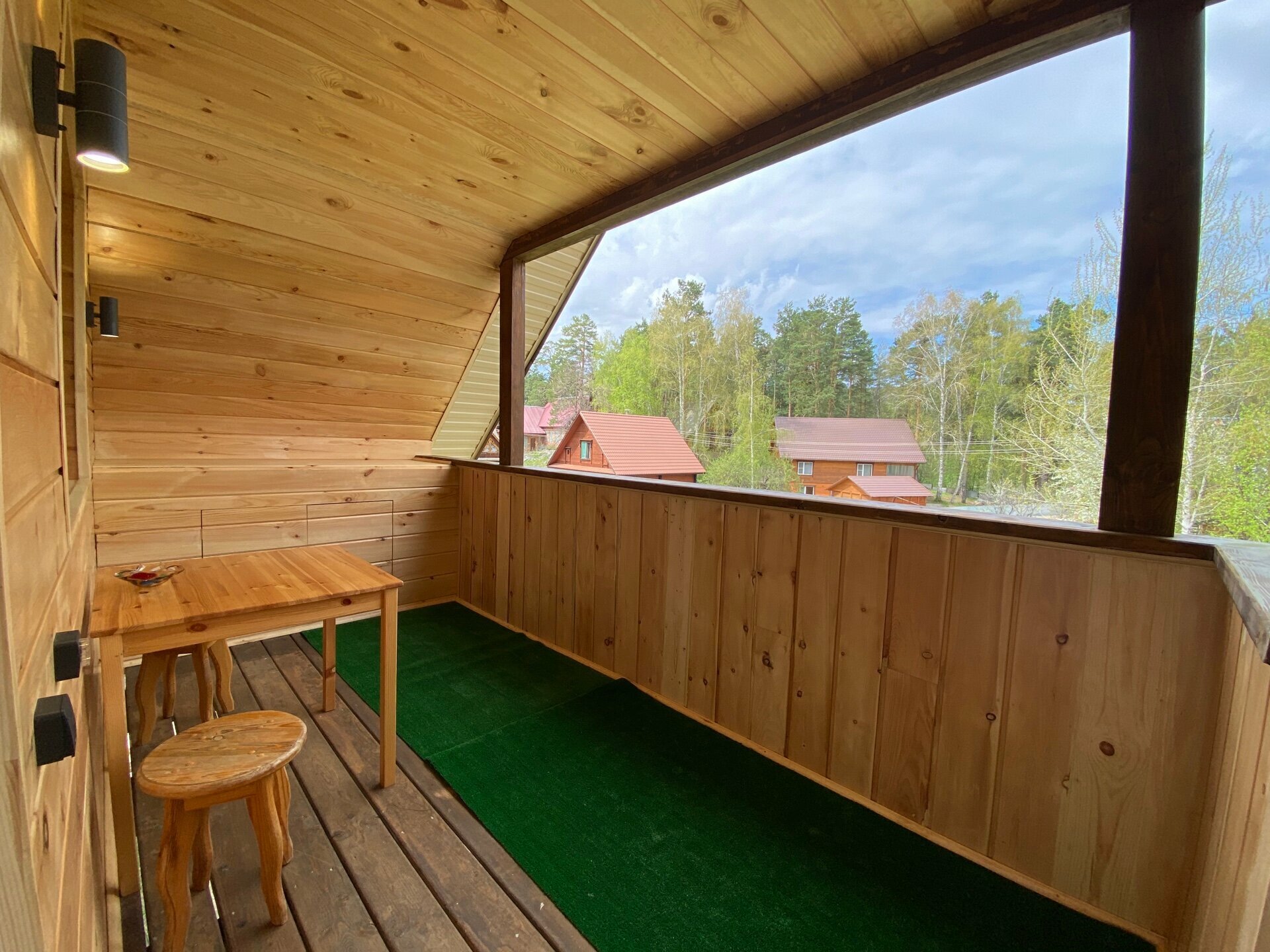 Апартаменты с балконом