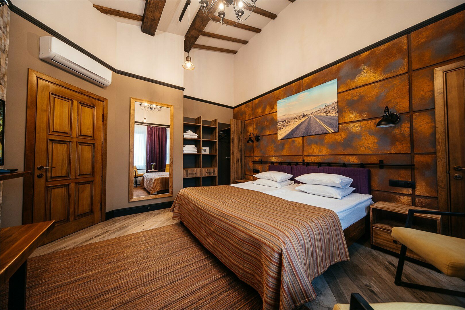 Улучшенный четырехместный номер