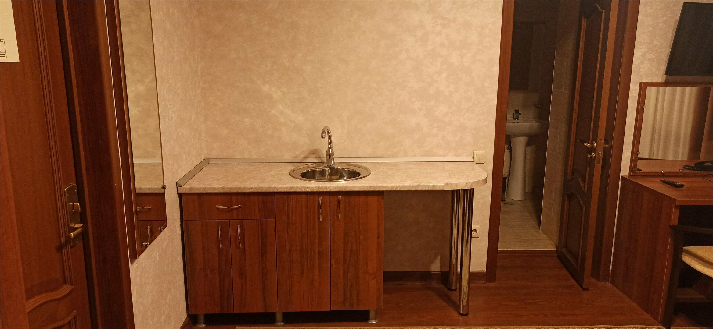 Студия Малая