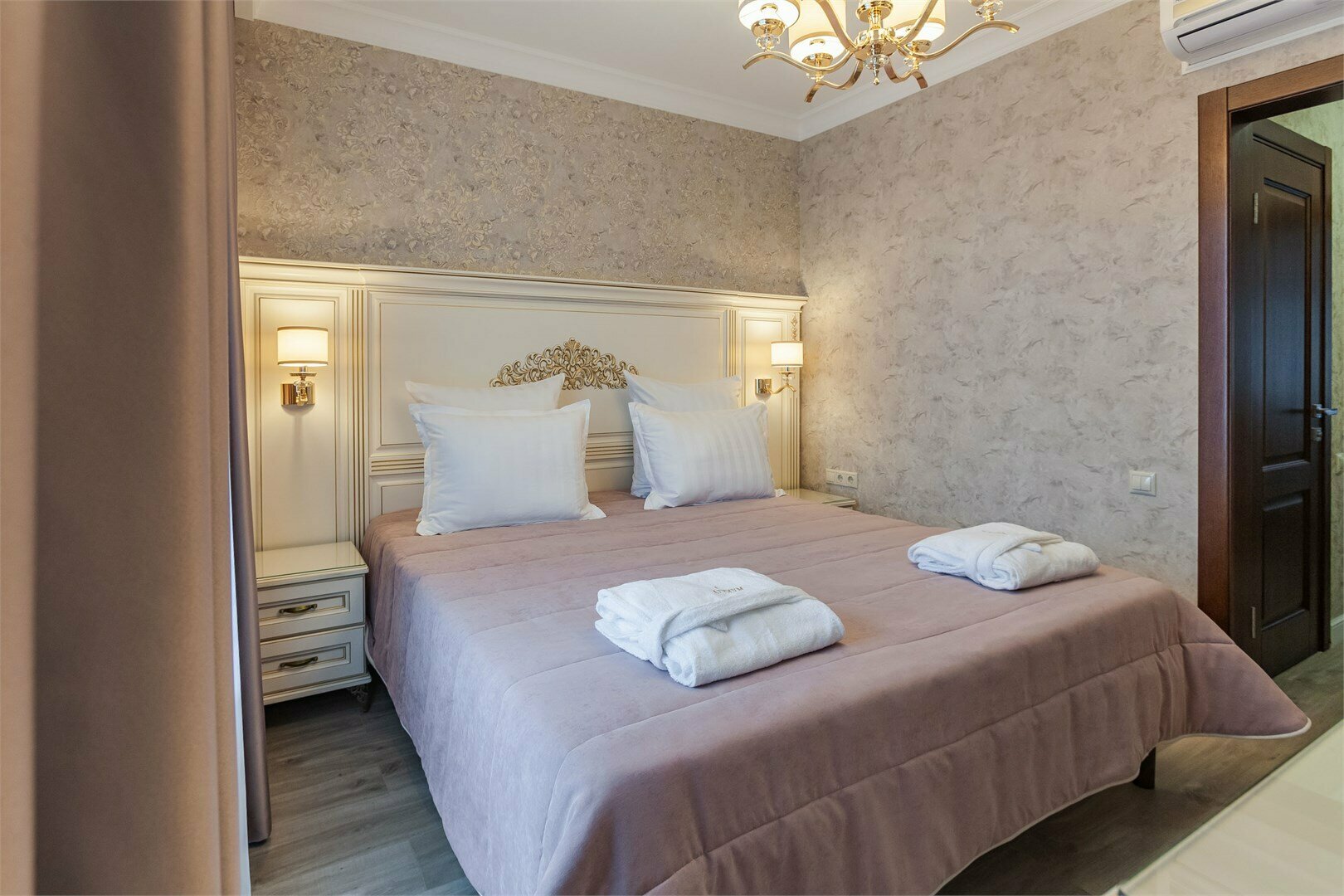 Стандарт с видом на бассейн