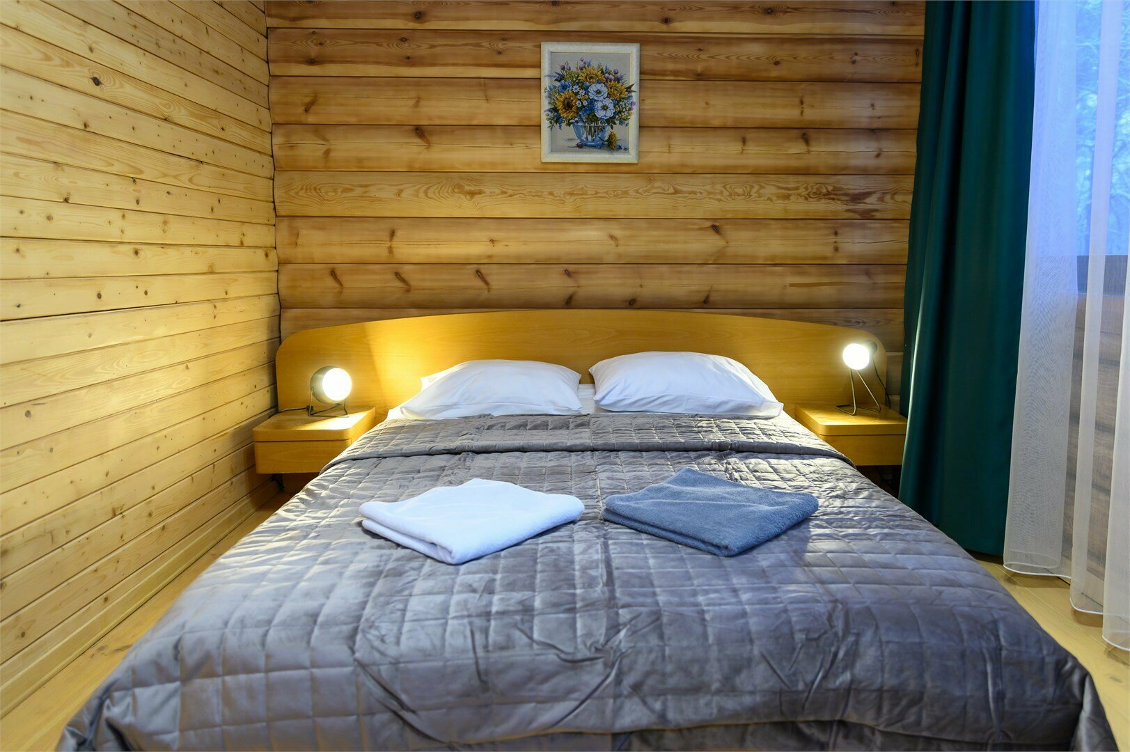 Номер "Стандарт" в деревянном корпусе Изба