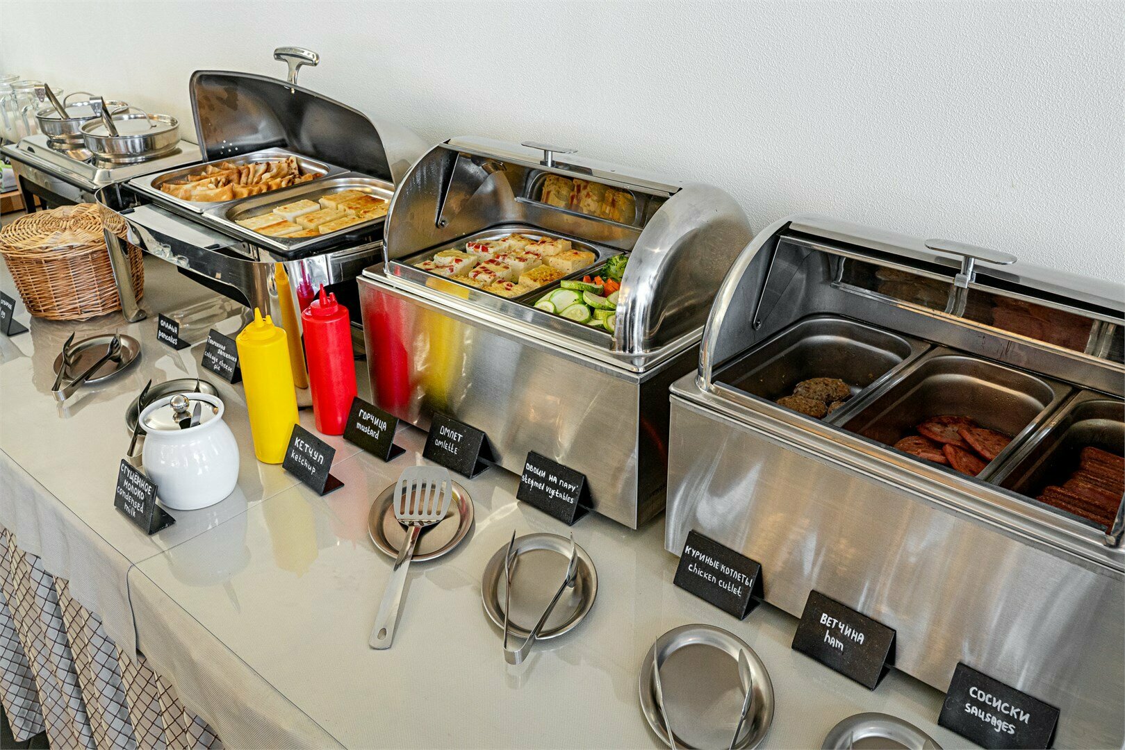 Стандарт трехместный с 1 большой и 1 маленькой кроватями