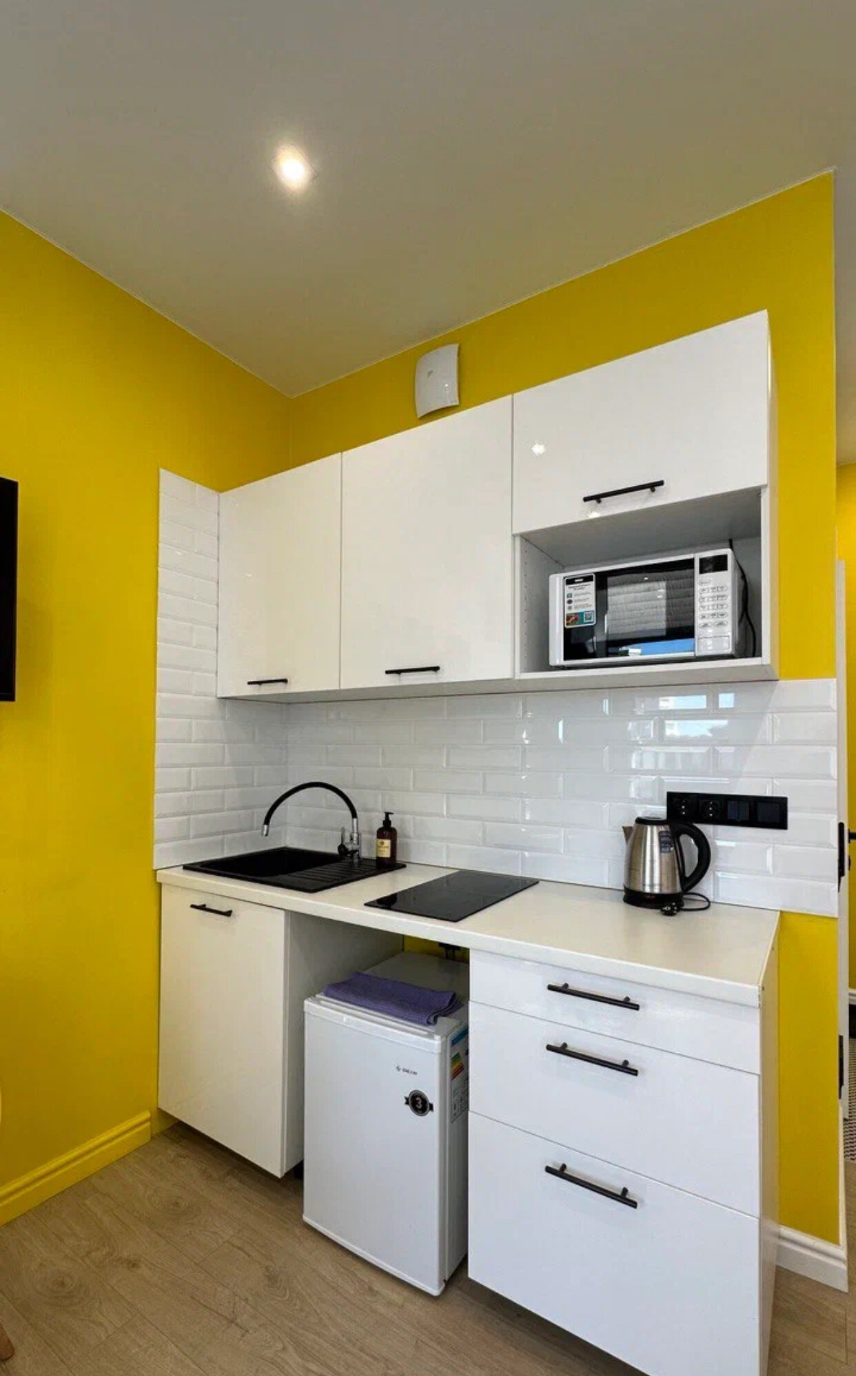 Трехместный номер с террасой