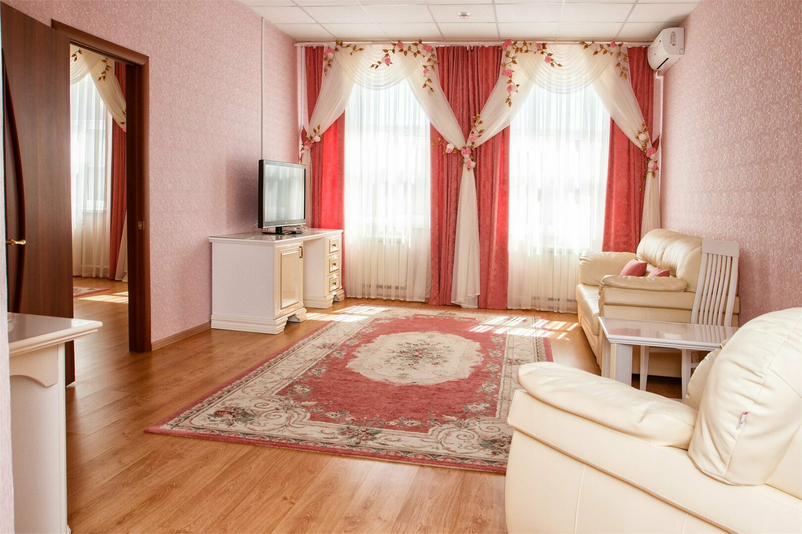 Просторный Люкс