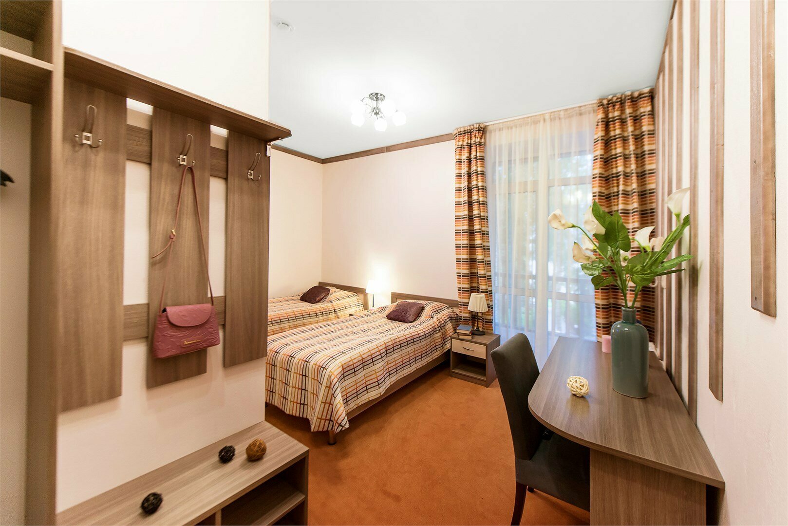 Стандарт в гостинице с видом на воду и общим балконом