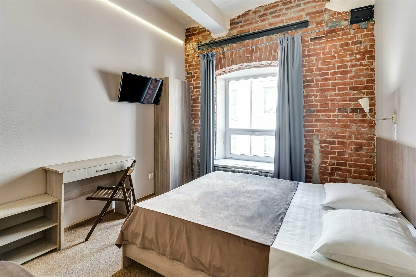 Стандарт трехместный с собственной ванной комнатой