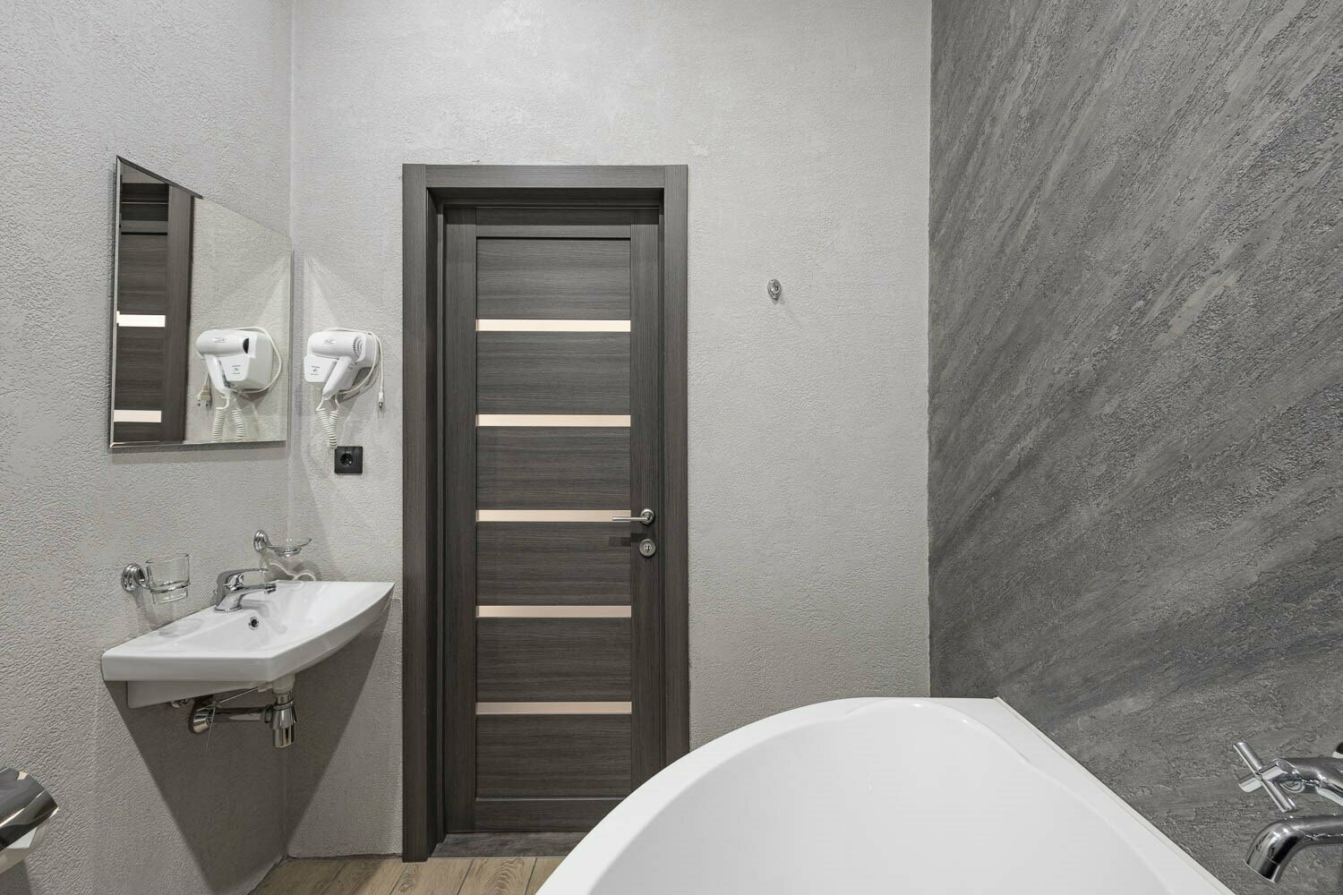 Полулюкс Трехместный с Джакузи