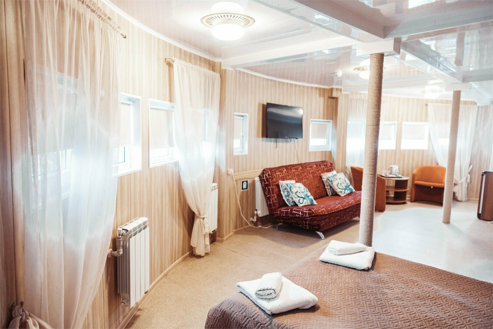 Полулюкс (Junior Suite)