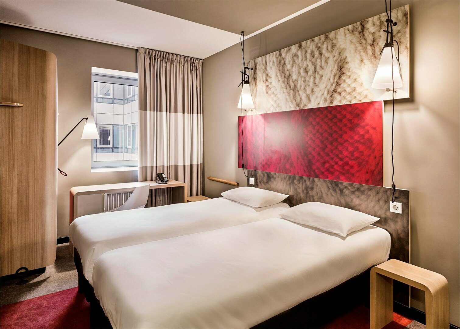 Номер Standard c 2 односпальными кроватями