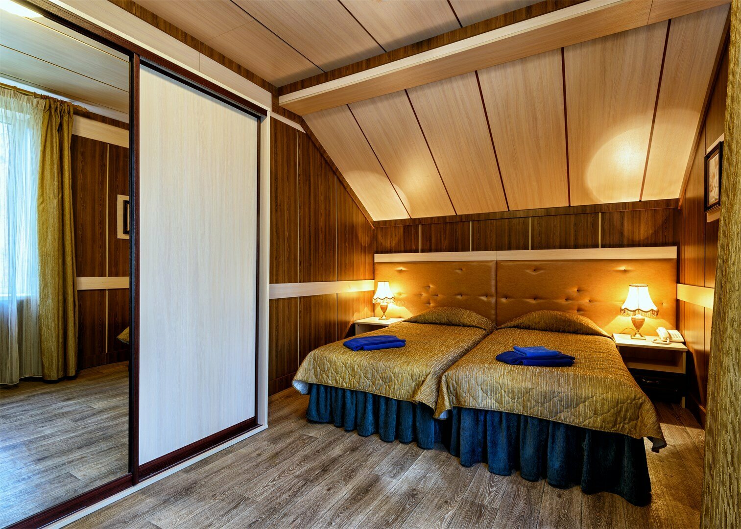 Коттедж с баней