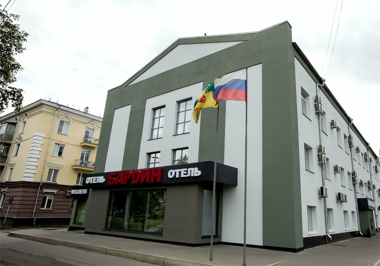 Single Superior (одноместный улучшенный) с кроватью "King Size"