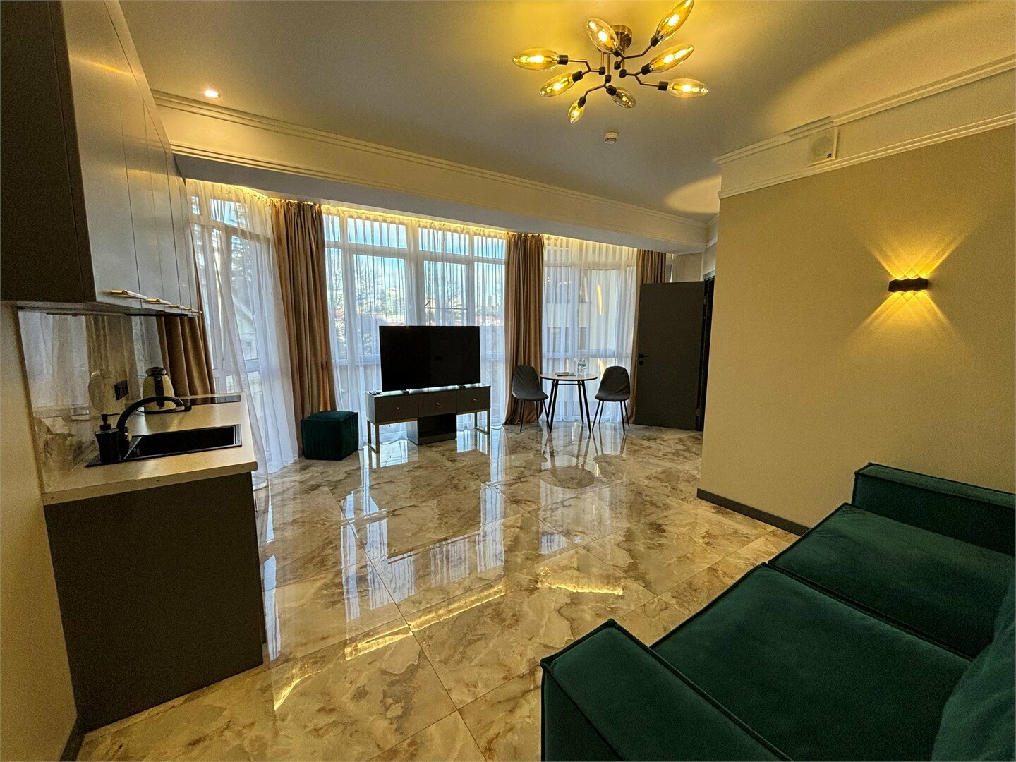 Люкс Семейный