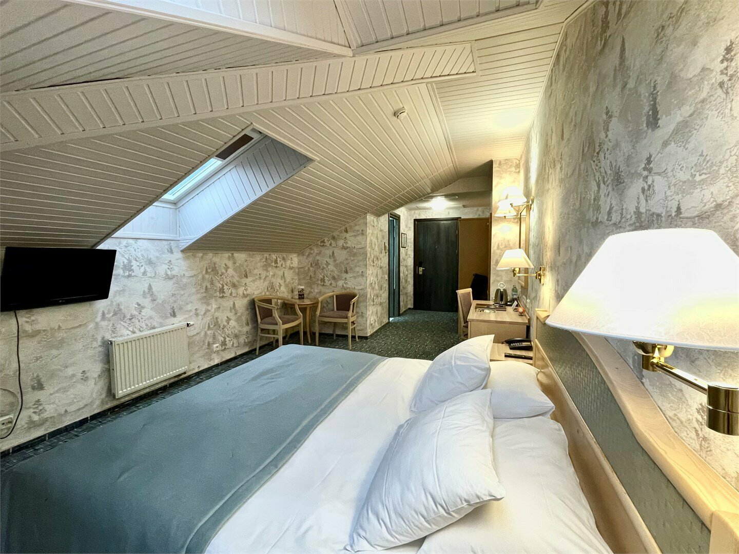 Двухместный стандарт с двуспальной кроватью