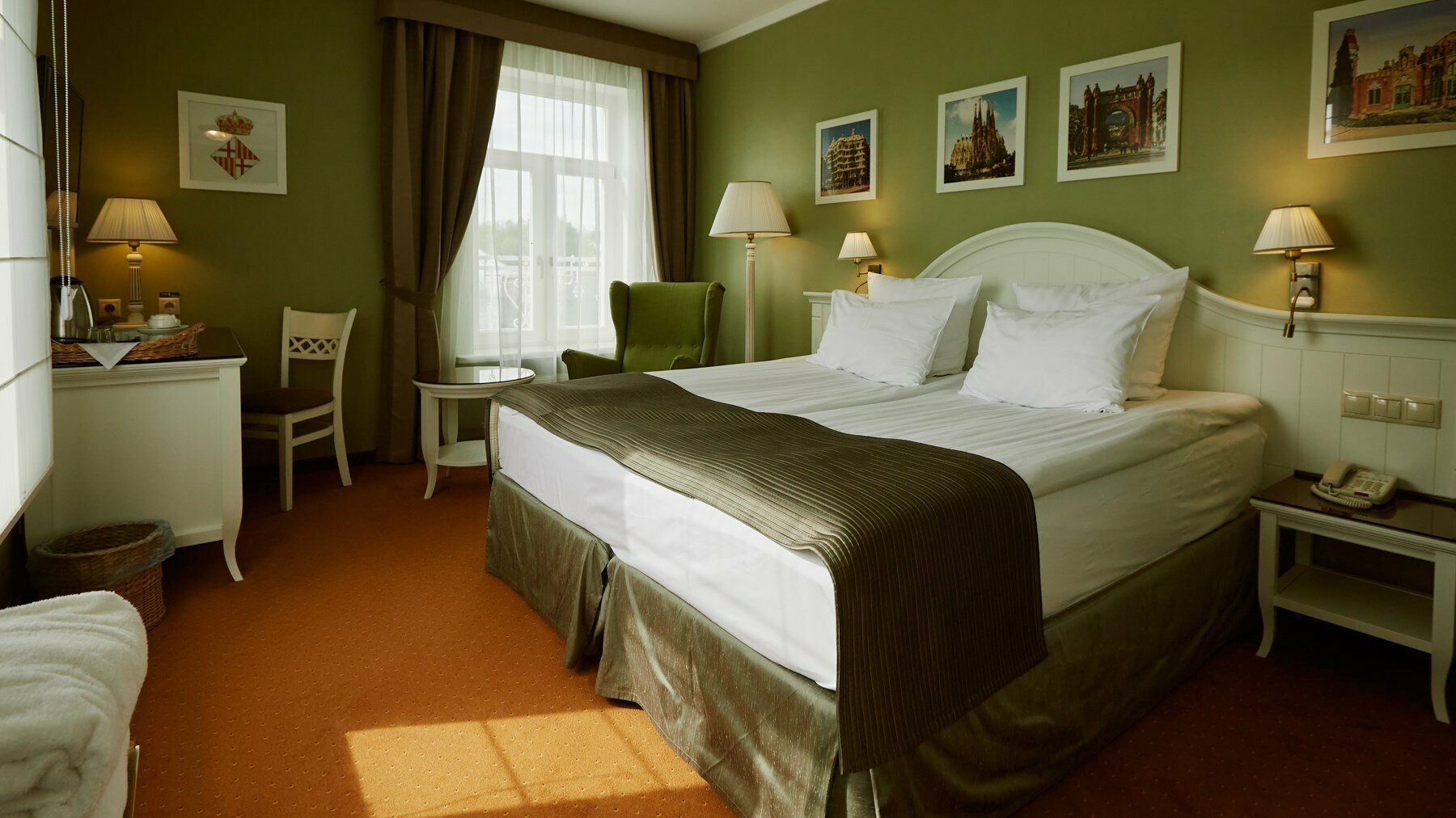 Стандартный номер с видом на парк (1 категория)