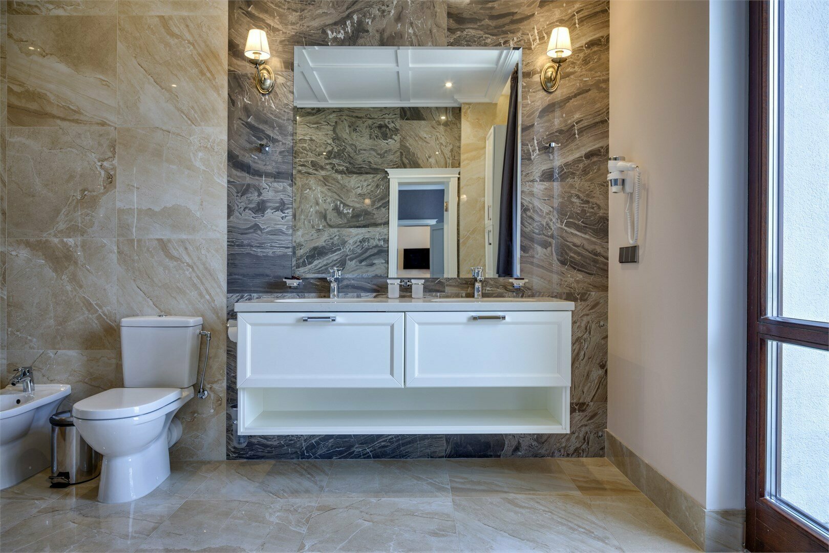 Апартаменты с 3 спальнями №613