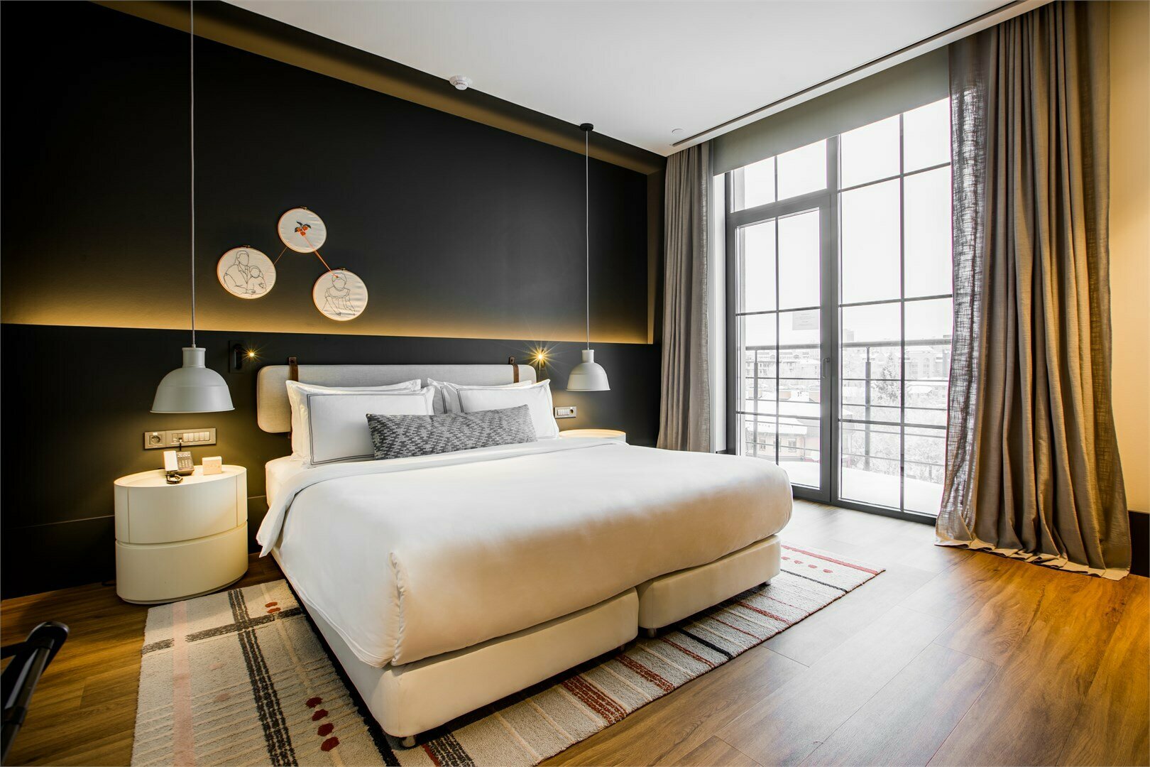 Двухместный номер NEO Централ - Подходит для маломобильных гостей. С одной  большой кроватью