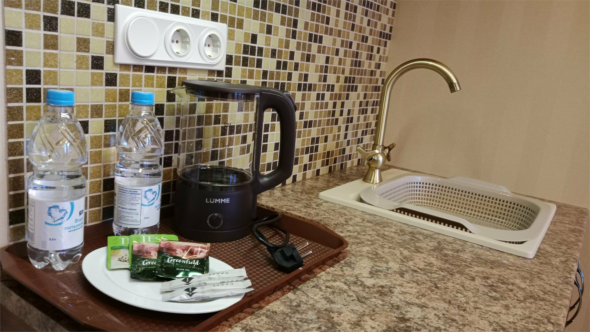 Двухместный Делюкс с одной двуспальной или двумя односпальными кроватями