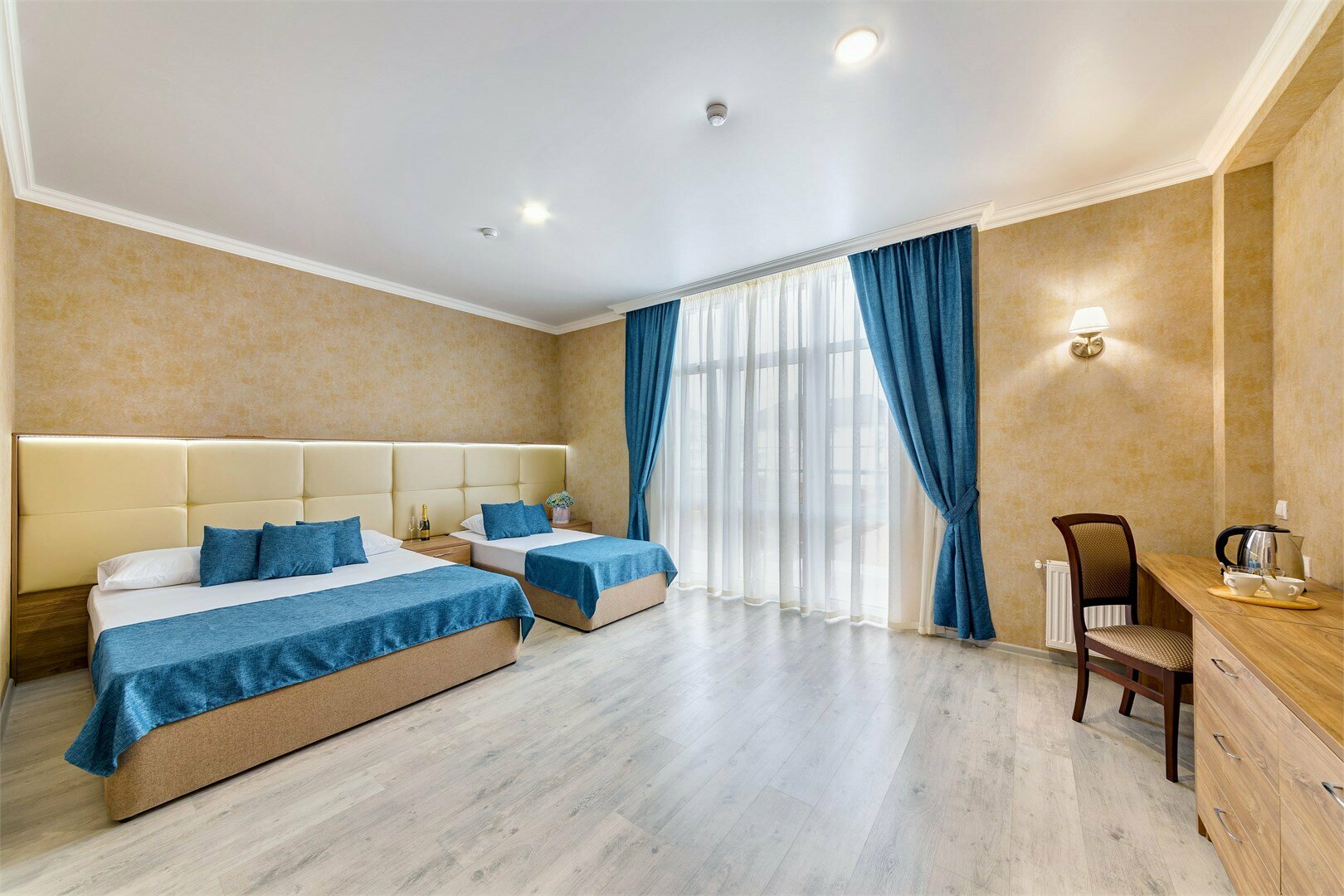 Комфорт 3х-местный с видом на город