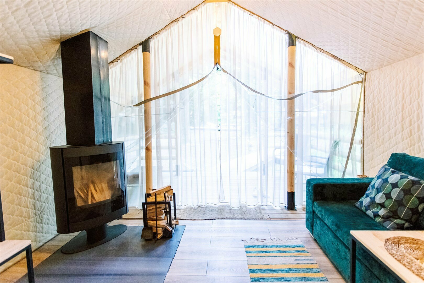 Улучшенный двухместный номер Делюкс с 1 кроватью или 2 отдельными кроватями