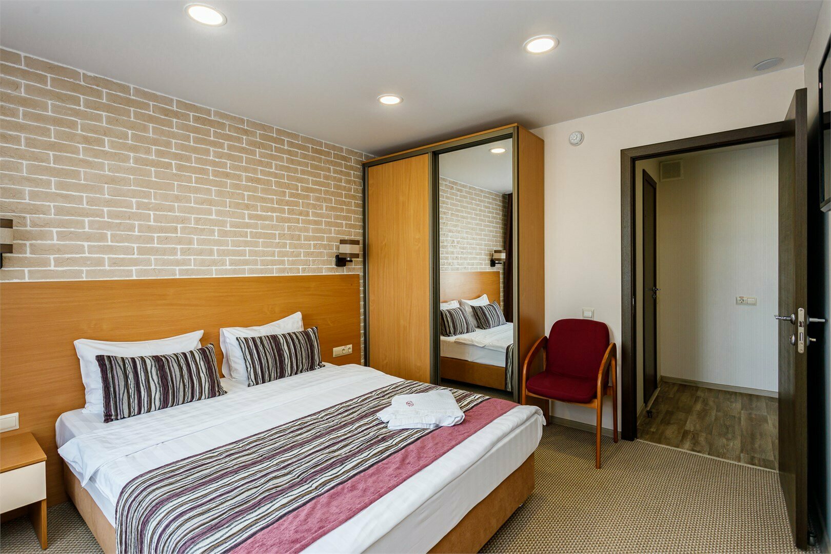 Двухместный номер с 2 двуспальными кроватями