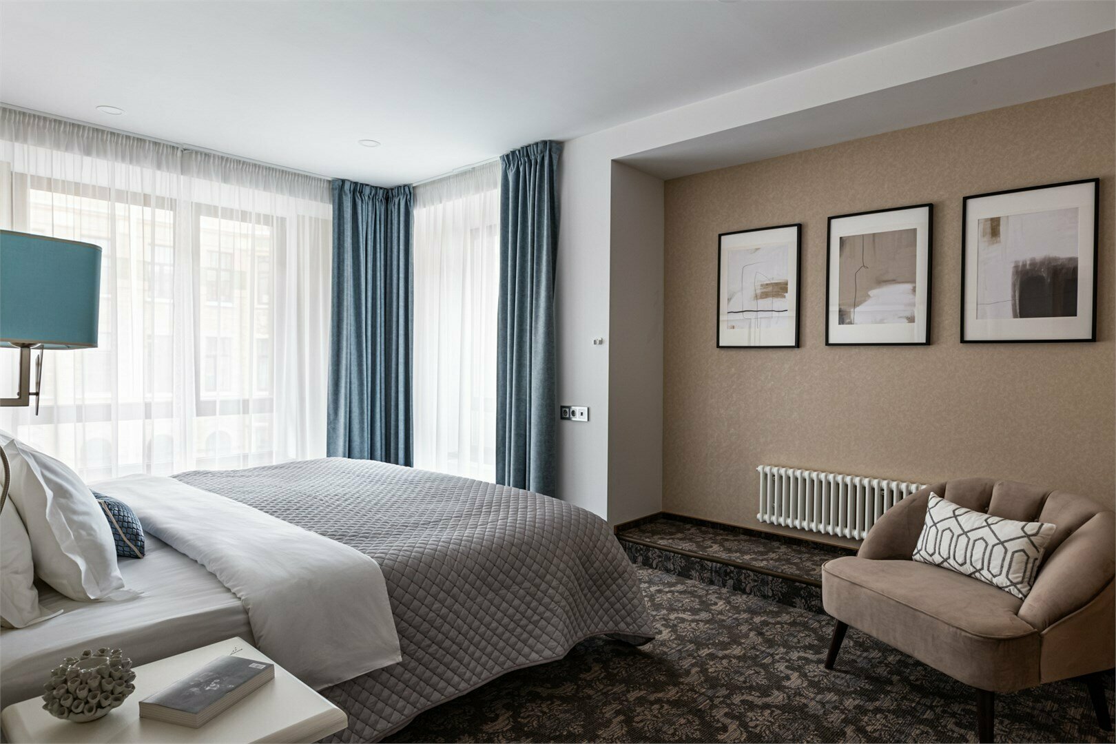 Двухкомнатный Люкс "Невский" с красивым панорамным видом на город