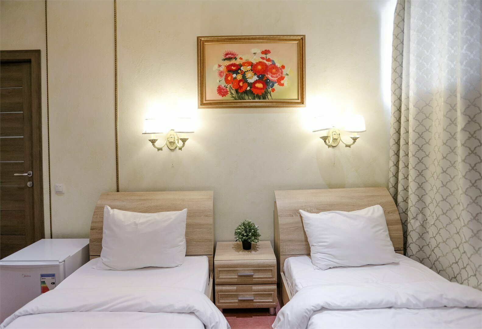 Первая категория-стандарт двухместный с двумя раздельными кроватями