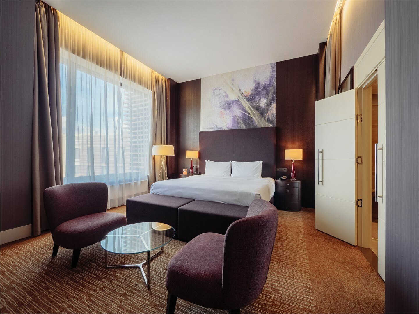 номер ДЕЛЮКС с 1 двуспальной кроватью