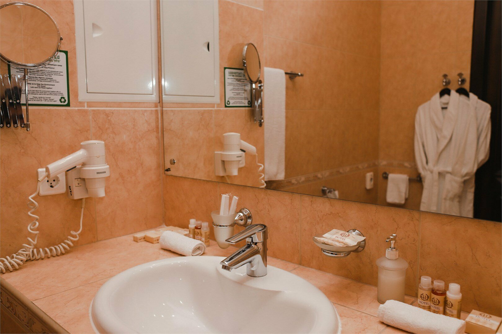 Суперлюкс с кроватью размера "king-size"