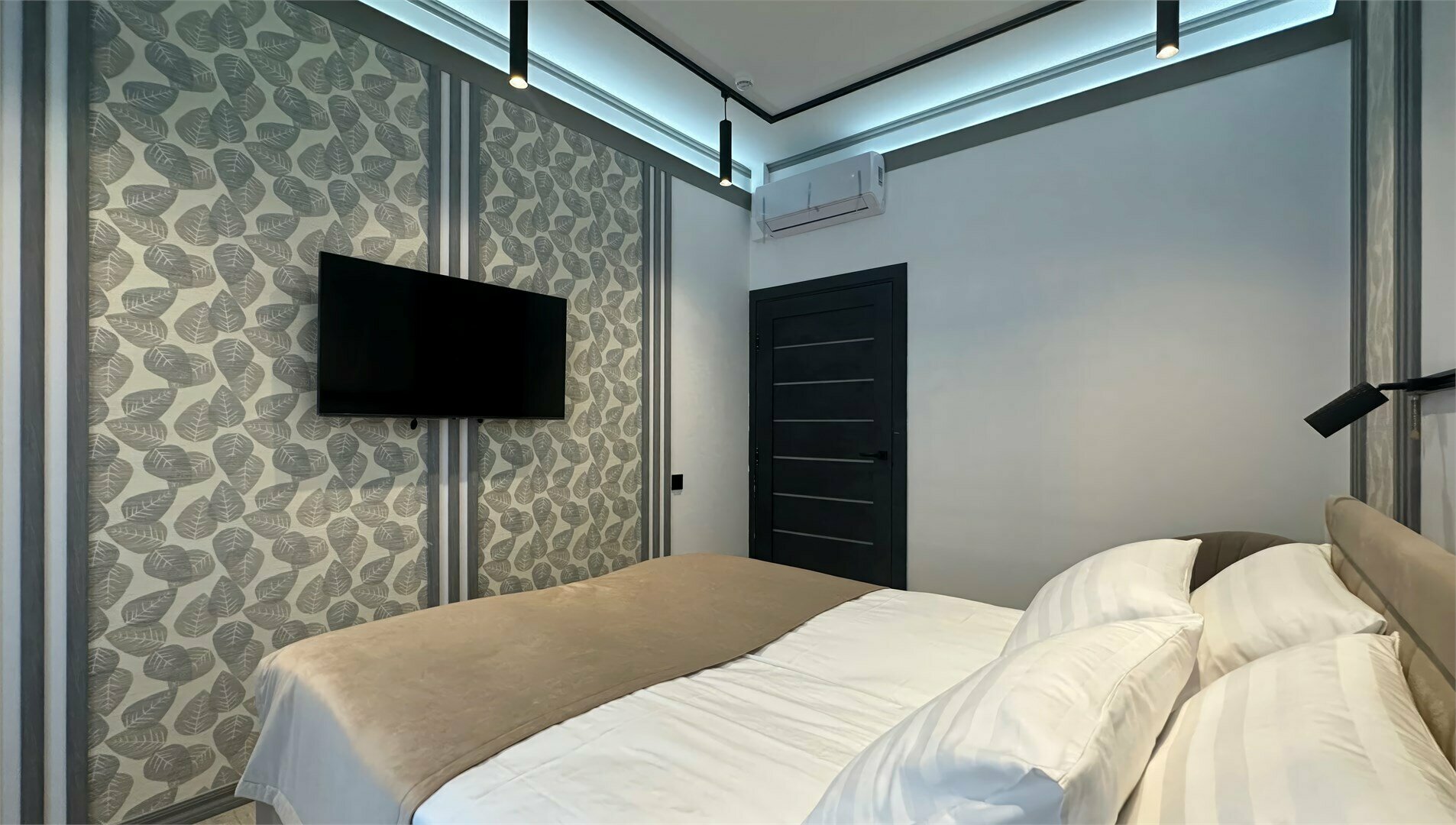 Апартаменты видовые с гостиной