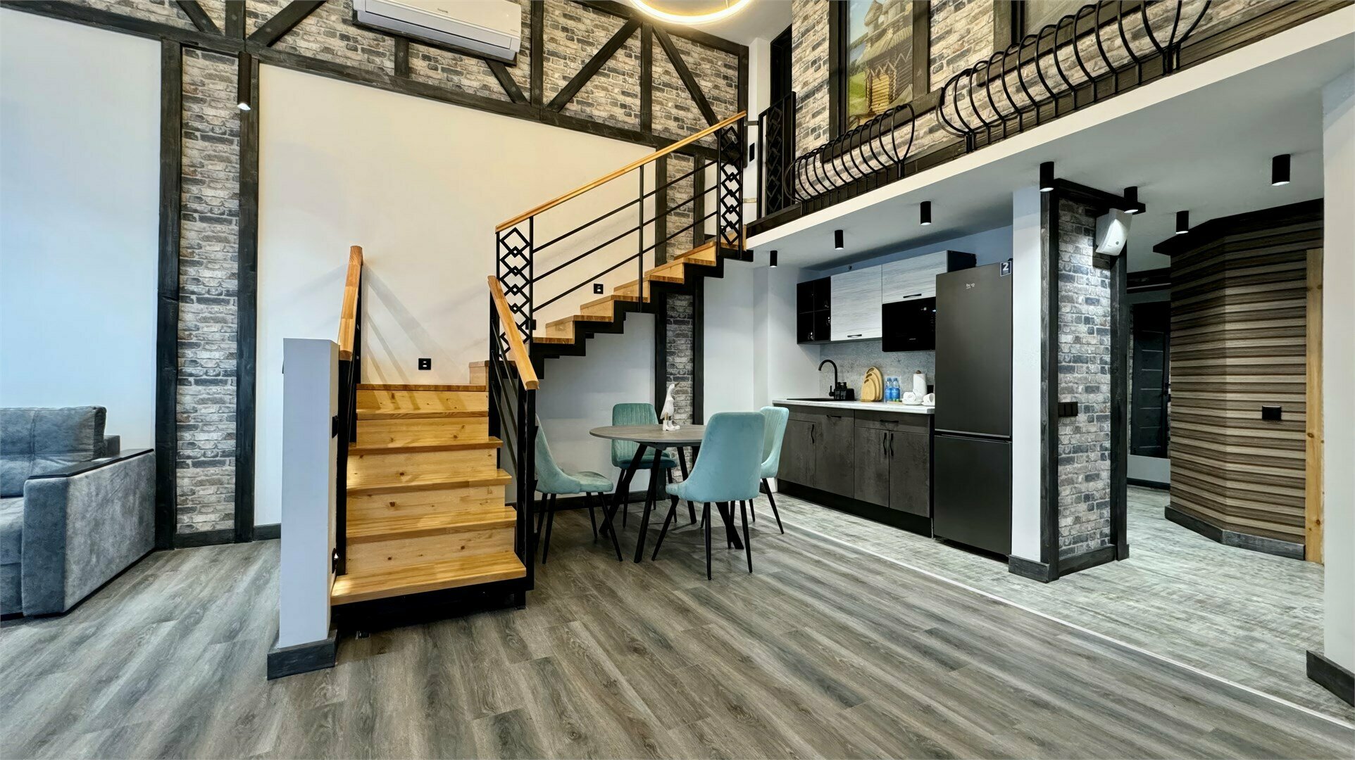 Апартаменты DUPLEX PREMIER с огромной видовой террасой