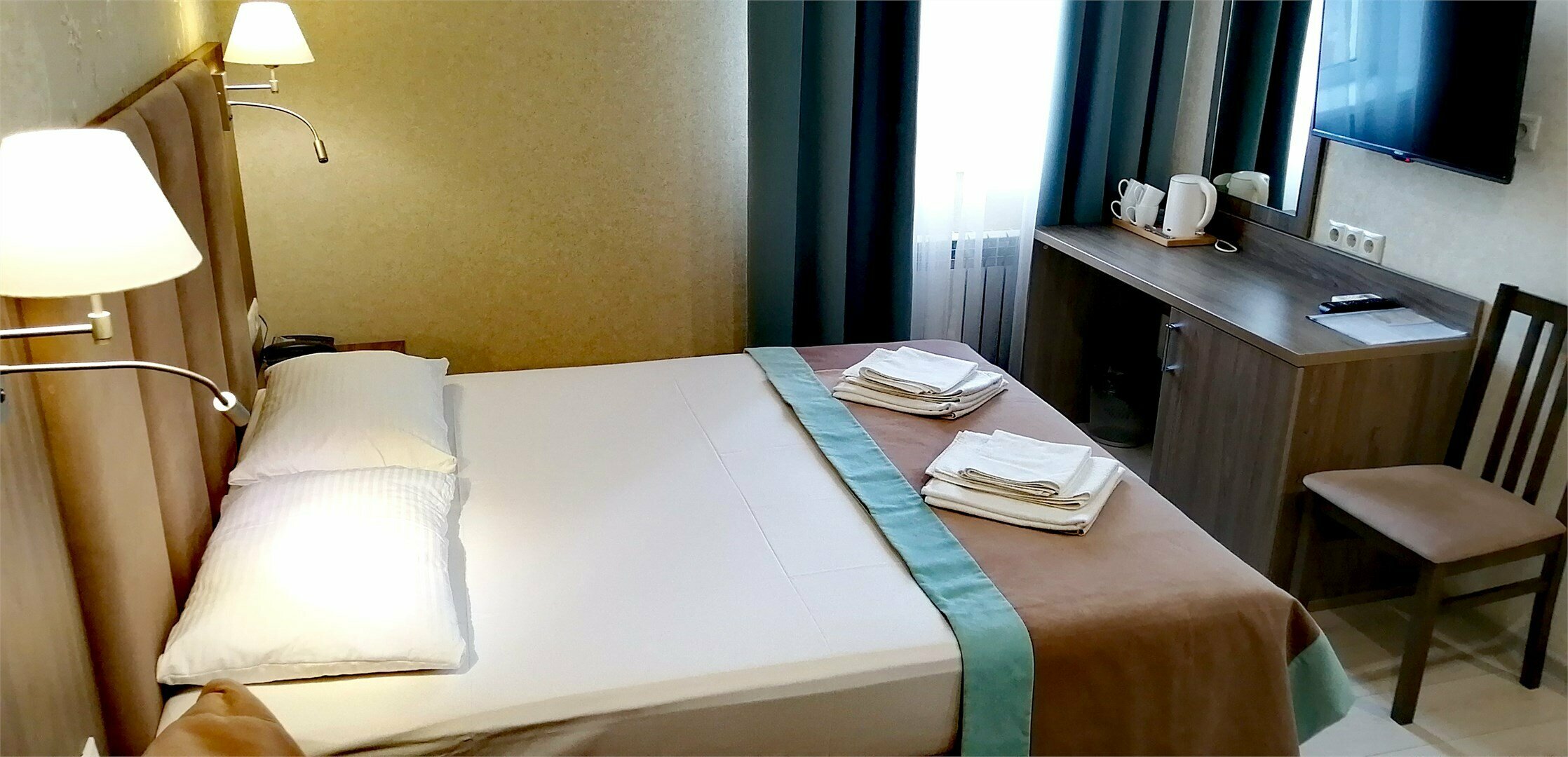 Комфорт  двуспальная кровать и диван