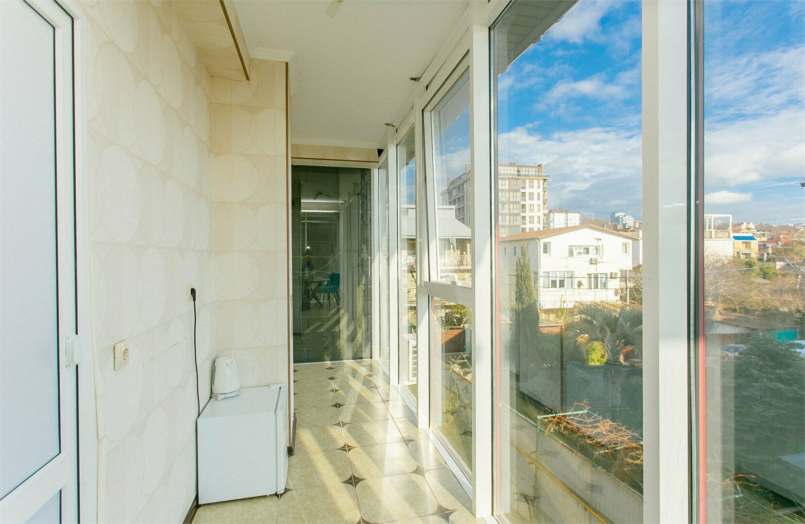 Трёхместный с балконом и видом на море