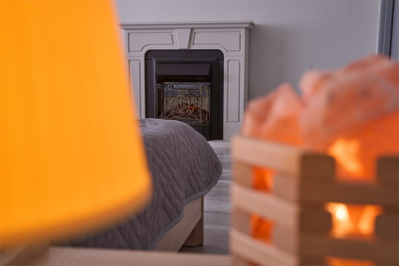 Комфорт (с камином и креслом качалкой)