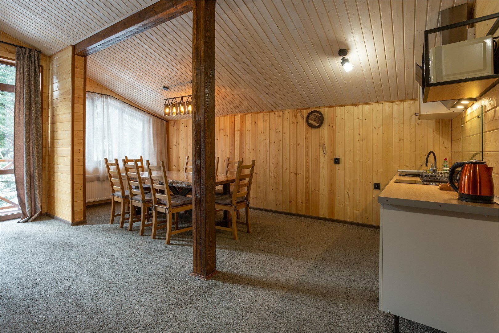 Апартаменты с балконом