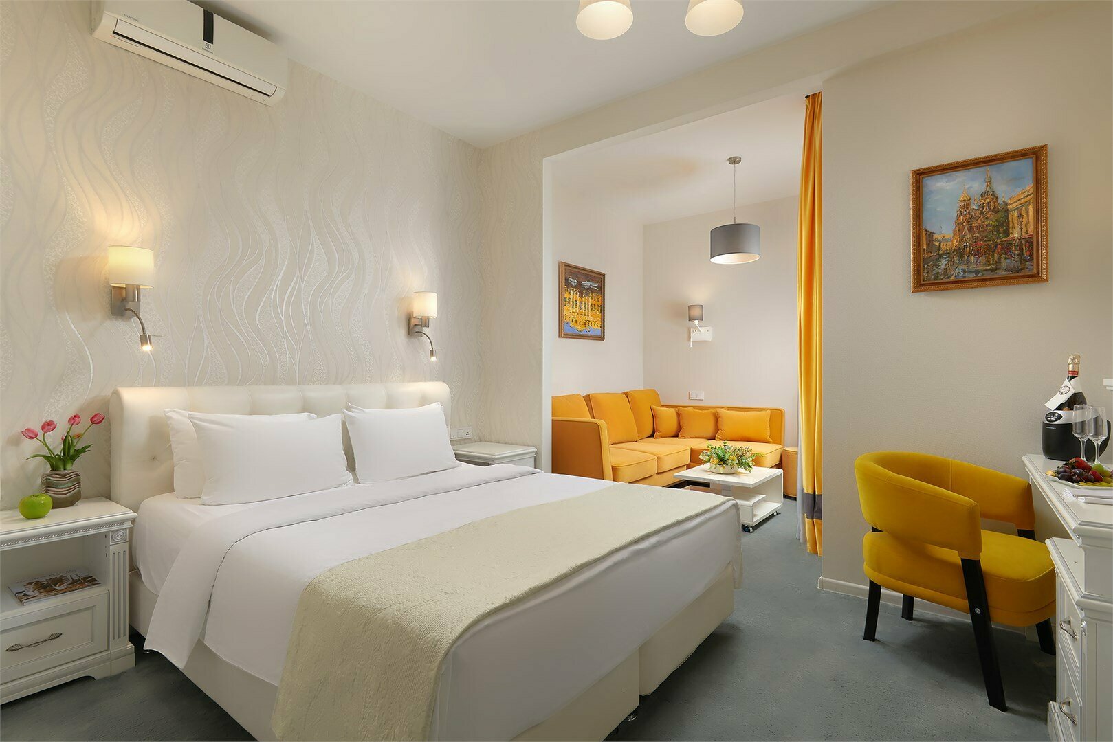 Улучшенный люкс