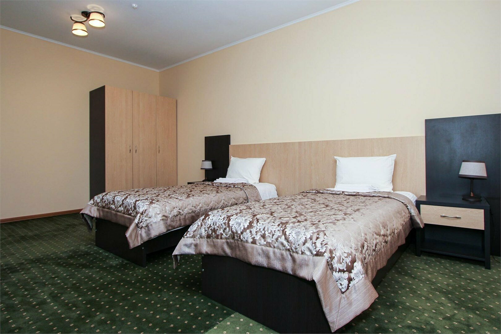 Люкс Семейный