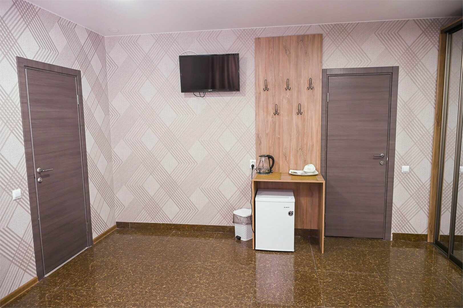 Трехместный номер эконом-класса