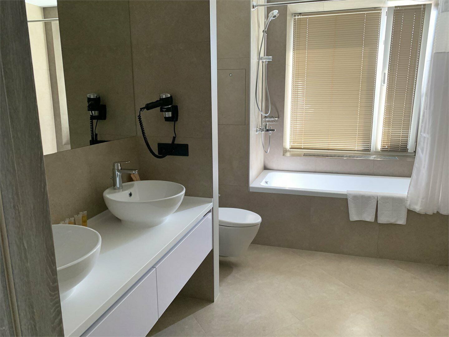 Большой Апартамент 3х-комнатный