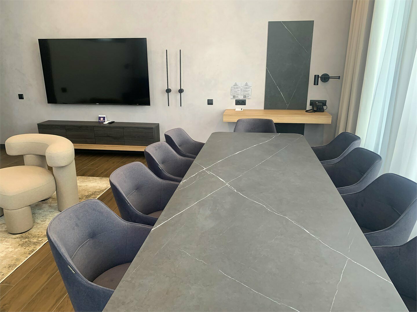 Бизнес LOFT двухкомнатный (2 этаж)