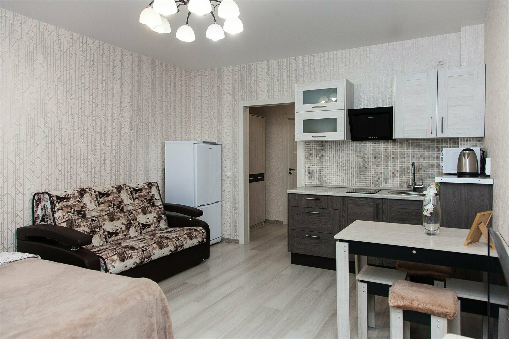 Студия_11 этаж_Фрунзе 49