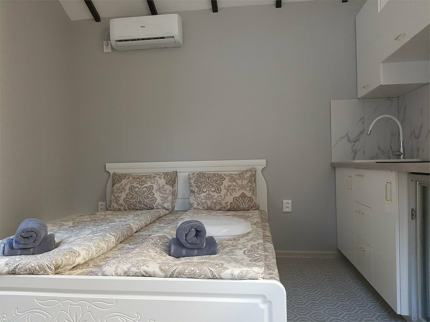 Отдельный деревянный домик